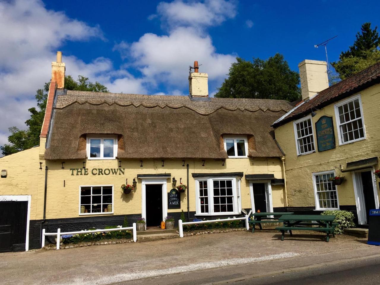The Crown Inn Smallburgh Esterno foto