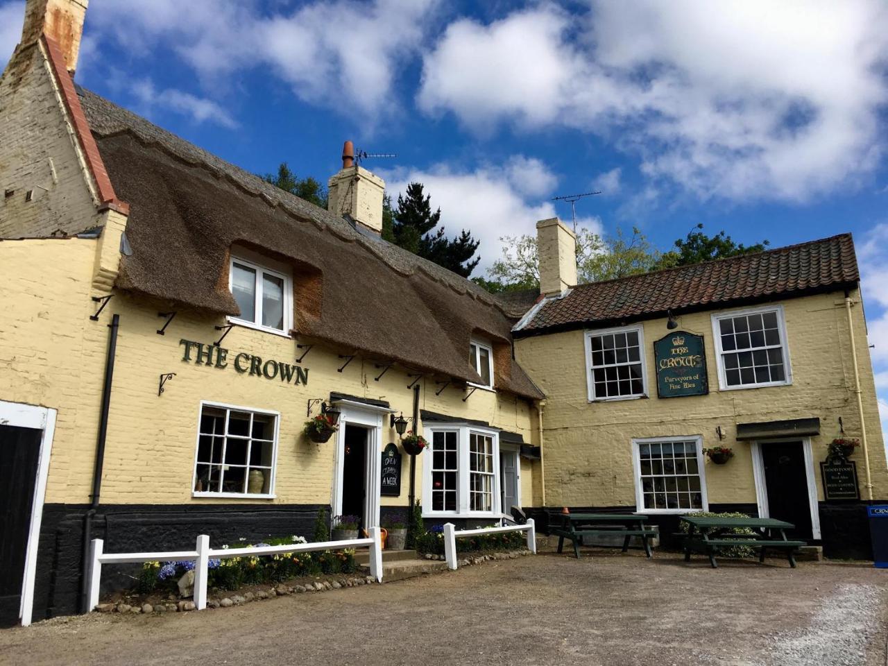 The Crown Inn Smallburgh Esterno foto